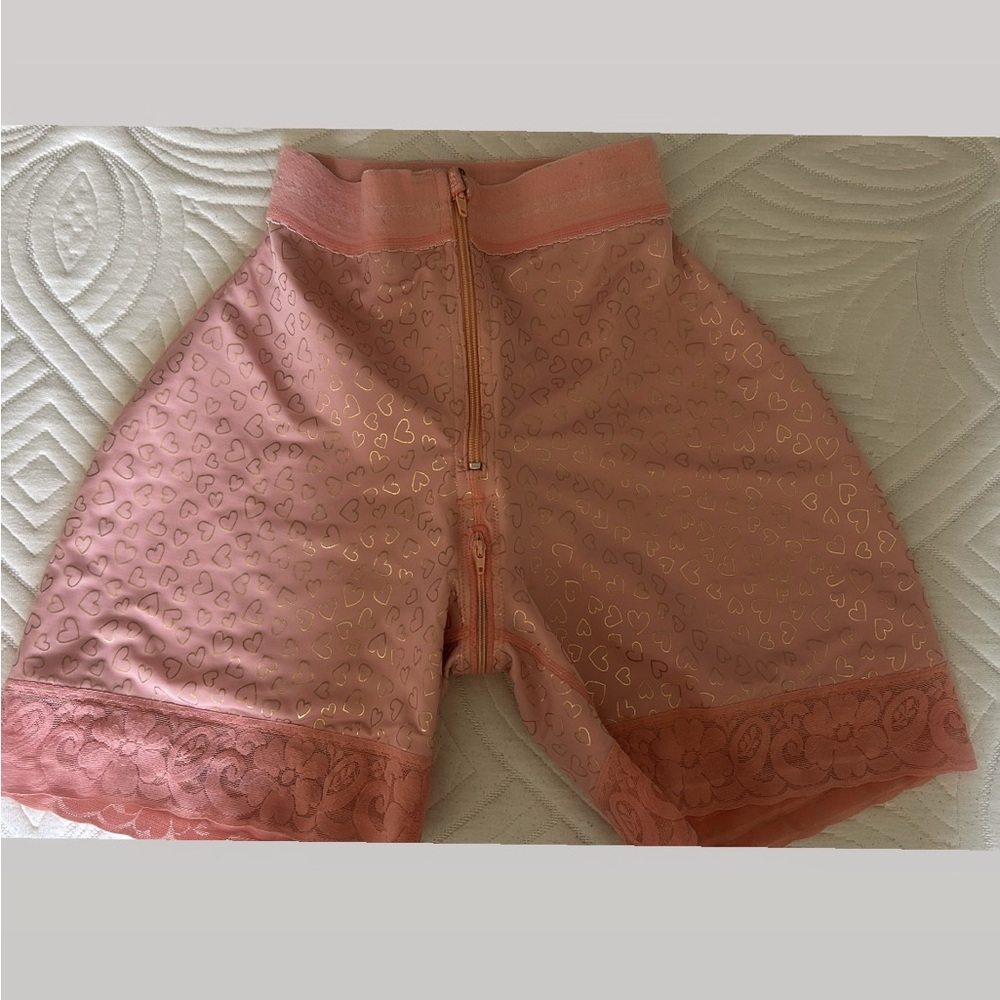 FitDoll Pink Heart Patterned Faja Shorts